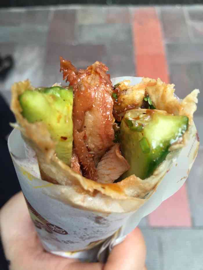 打分 一直特别麻辣牛肚卷,去重庆玩看见这个店忍不住买了一个尝尝