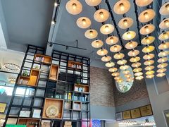 -刘姐啤酒鱼民族演艺餐厅(西街总店)