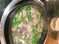 -乐山食古香跷脚牛肉