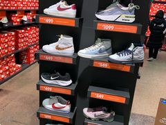 -NIKE上海青浦优选体验店