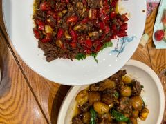 -黄泥岗·地道湖北菜(奥特莱斯店)