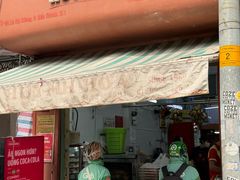 -Bánh Mì Huynh Hoa