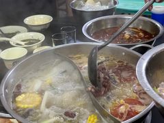 -周良天山牛杂城(天山路总店)