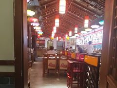 -大胡同天津菜·海肠捞饭·津门皮皮虾锅贴一绝(西姜井店)