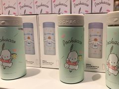 -名创优品(江南新地店)
