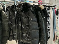 -百年港湾奥特莱斯(香炉礁店)