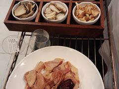 -天宜隆蘑菇宴火锅(石景山旗舰店)