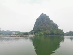 -星湖旅游景区七星岩