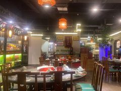 -卢大鲜鱼头捞饭(美利广场店)