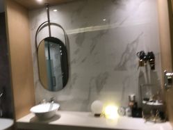 -香港倾城国际·美容美体中心