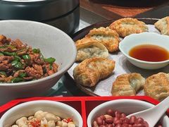 -湘知湘味(岳麓山店)