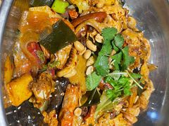 -拿渡麻辣香锅(世茂广场·工三店)