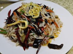 素八丝-春江饭店(共青团路总店)