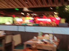 -野山舂·贵州现舂酸汤火锅(鸿通城店)