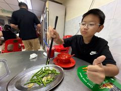 -黄亚华小食店(Jalan Alor)