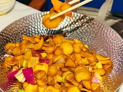 -雀舞云南菜(天津天河城购物中心店)