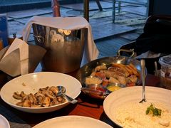 -MONICH牛排融合餐厅(和义大道购物中心店)