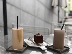 -UNI UNI(环亚凯瑟琳店)