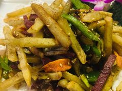 土豆条煸牛肉-德居源