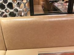 大堂-江边城外烤全鱼(方庄时代购物中心店)