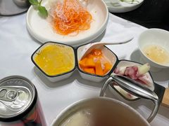 -红鼎豆捞·非遗鲍皇汤火锅(宝丰路店)