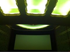 -大光明电影院(南京西路店)