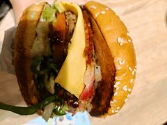 -The Habit Burger Grill 哈比特汉堡(爱琴海店)