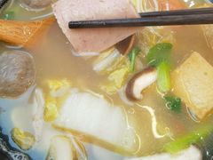 丸子砂锅-金陵杨胖子·砂锅麻辣烫(金轮新天地店)
