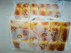 奶霜面包-心乐生活新鲜屋(星海广场店)