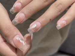 -爱纶美·美甲美睫半永久