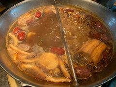 -湊湊火锅·茶憩(新中关购物中心店)