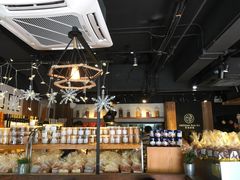 面包甜点陈列柜-匠造烘焙(联洋店)