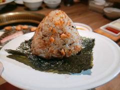 鮭魚烤飯糰-茶六烧肉堂 博爱店