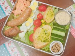 航母沙拉-吃饼人西餐(南开店)