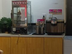 -极有家小鱼小鸡石锅煲(佳兆业店)