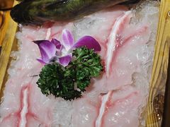 -老牌坊云南鱼豆花火锅(爱建店)