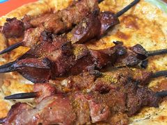 -艾力江和田馕坑烤肉店