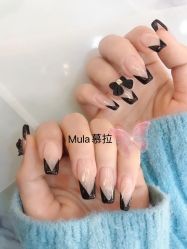 点击看大图 -慕拉美甲美睫皮肤管理
