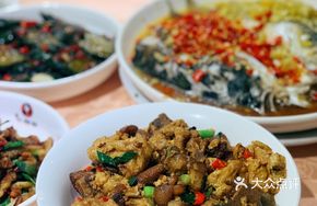 Fried Tofu with Pork Trotter