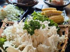 -湊湊火锅·茶憩(南京东路悦荟店)