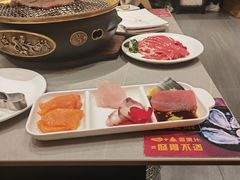 -山焱·炭火自助烤肉(周浦万达店)