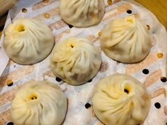 老坛酸菜鸡肉小笼包-苏小柳手作点心(控江旭辉分院)