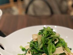 豆皮炒鸡毛菜-十里弄堂(K11店)