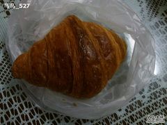 羊角包-巴黎贝甜(常德路店)