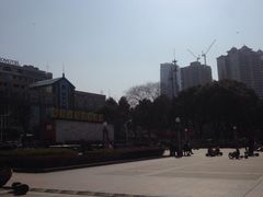 -西北湖绿化广场