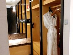 -青岛海尔洲际酒店