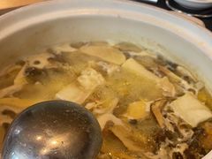 -黔蘑菇四季餐厅(观山湖店)