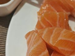 -大中华希尔顿酒店-念自助餐·嗨啤·小龙虾