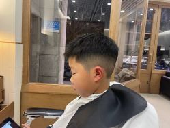 -MARTIN'S BARBER SHOP男士理发馆