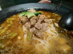 -八月美食小馆(银泰城总店)